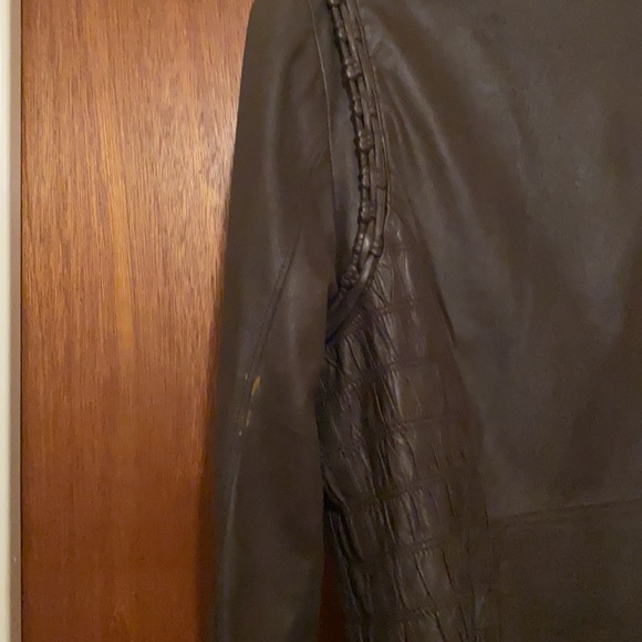AUTHENTIC ELIE TAHARI 100% GENUINE LEATHER JACKET - Picture 3 of 12